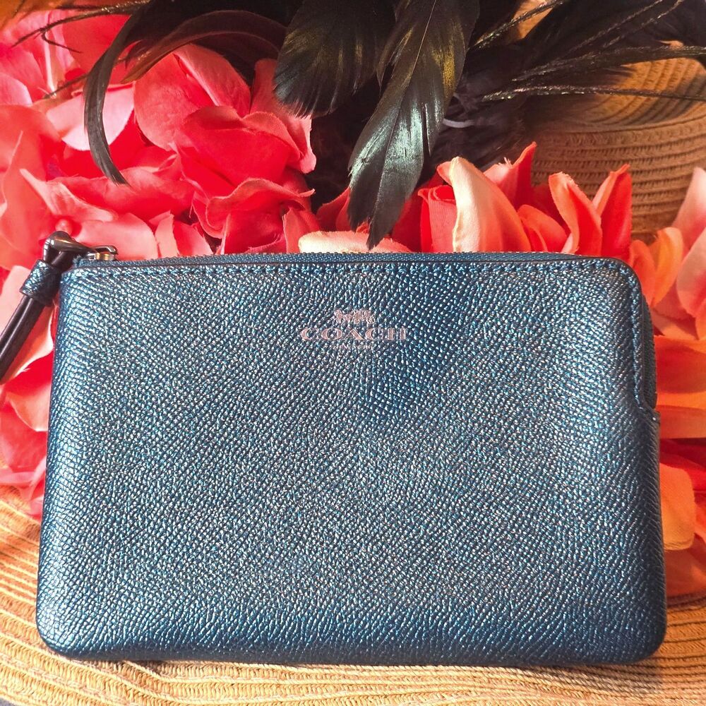 Coach Wristlet Metallic Leather Green Blue Zip Pouch w/ Card Slots and Gold Logo
